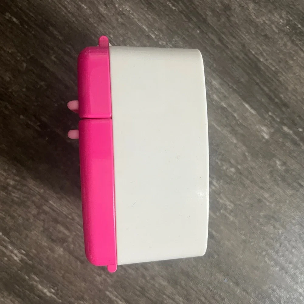 Shopkins Pink Fridge Refrigerator Playset‎ Toy with Accessories